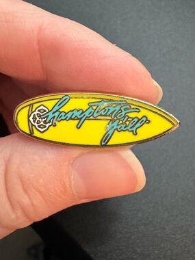 Kendra Scott Pin - Hampton Y’all Surfboard